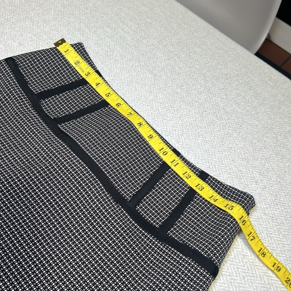 THE LIMITED  Collection Skirt.  Size 8 - Picture 6 of 7